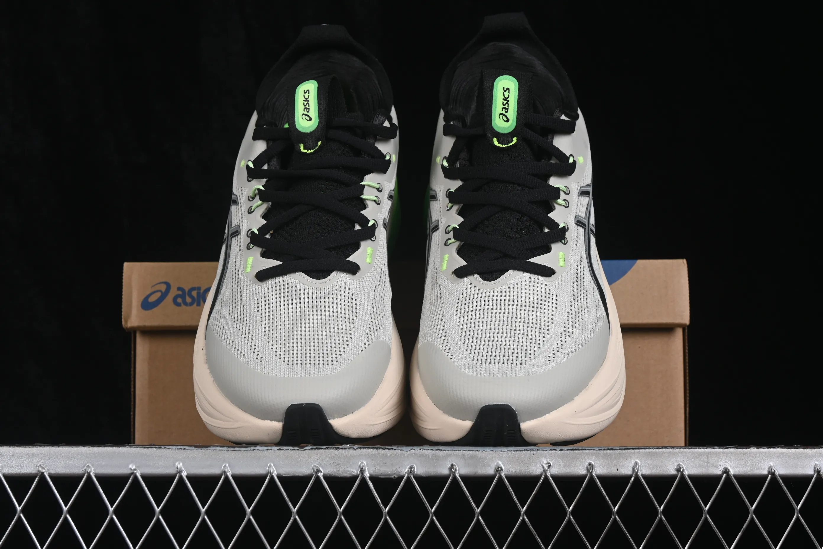 All categories Asics Asics series Asics Gel-Nimbus 28 Asics Gel-Nimbus 28 Asics retro breathable casual shoes cushioning men's wear-resistant running shoes 1011C267-020